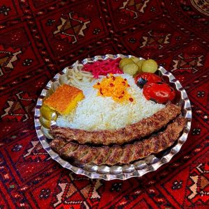 چلو کباب کوبیده